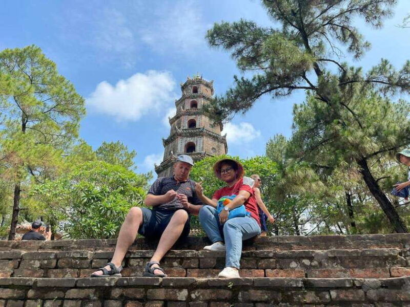 hue-royal-tombs-pagoda-tour-by-dragon-boat-private-car