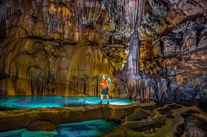 Hung Thoong cave | Stalactites, Underground River Phong Nha |3D2N - Relaxing at Nuoc Lan and the Tranquil Lakes