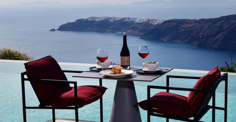 imerovigli-premium-wine-tasting-with-caldera-and-sea-views