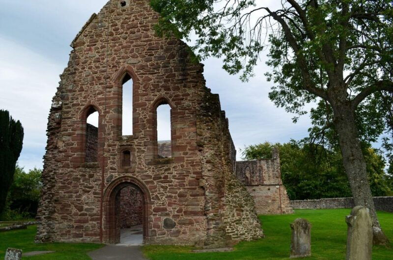 inverness-loch-ness-cruise-and-outlander-trip-with-whisky