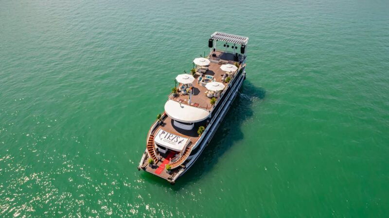 iris-cruise-ha-long-bay-explore-legacy-voyages