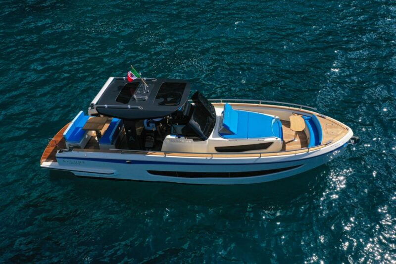 ischia-private-boat-tour-on-board-of-a-luxury-boat