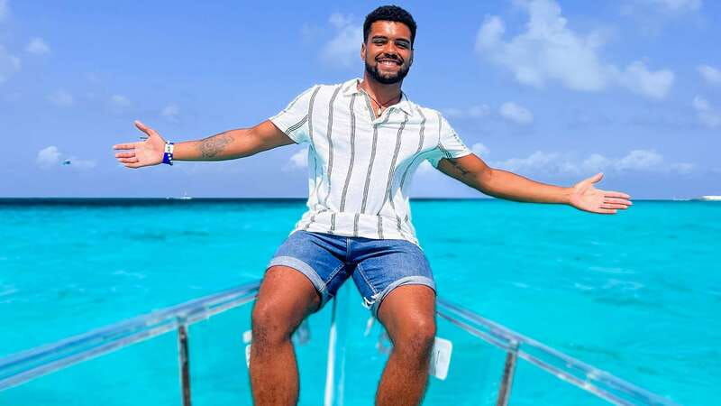 isla-mujeres-100-transparent-boat-ride
