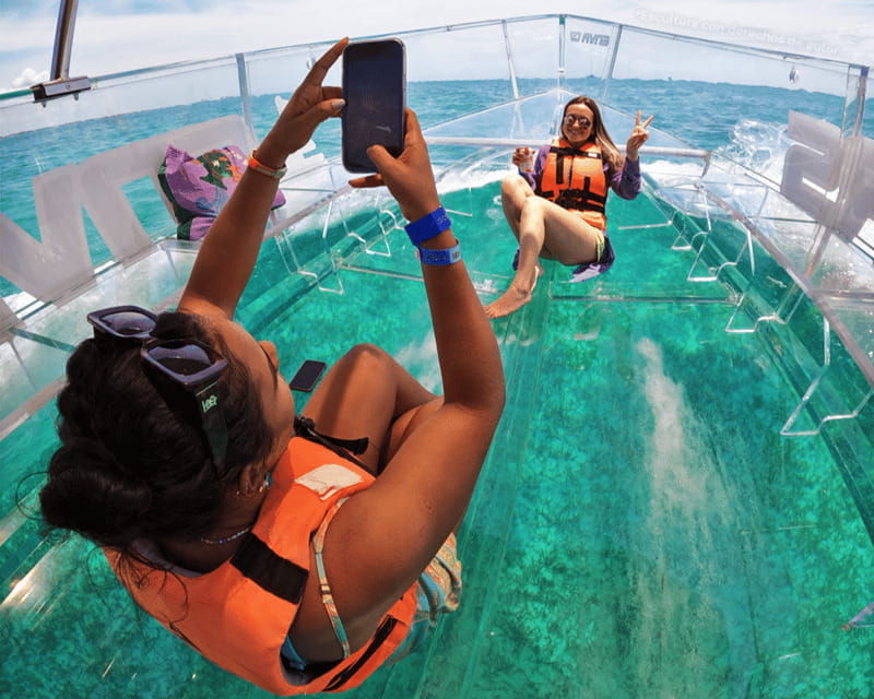 isla-mujeres-clear-boat-ride