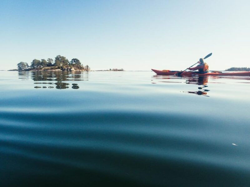 island-hopping-by-kayak-wild-camping-archipelago-escape