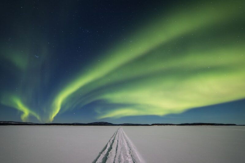 ivalo-lake-inari-northern-lights-tour-w-reindeer-dinner