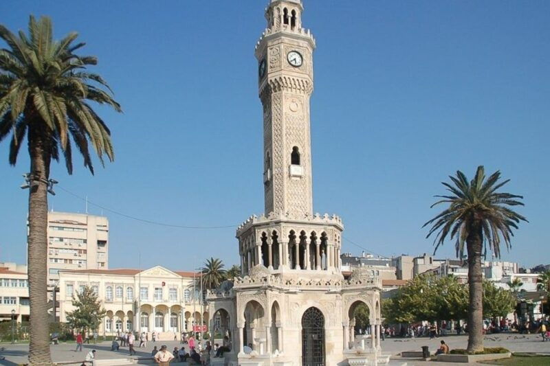 izmir-city-tour-with-a-private-guide-van