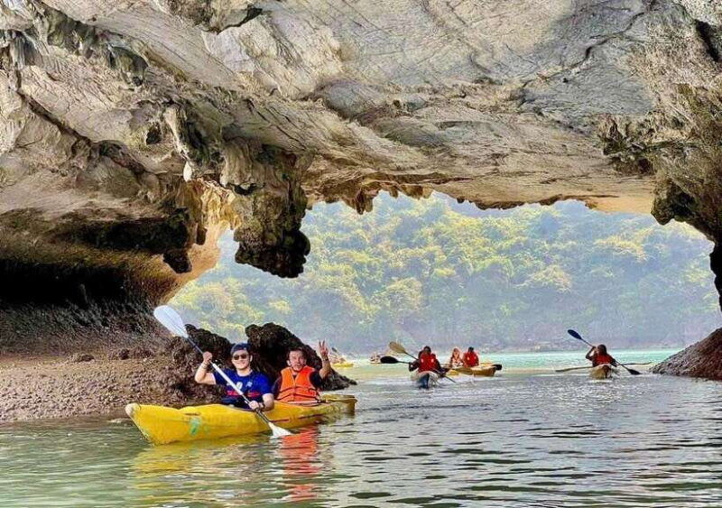jade-sails-the-most-luxurious-day-cruise-explore-lan-ha-bay