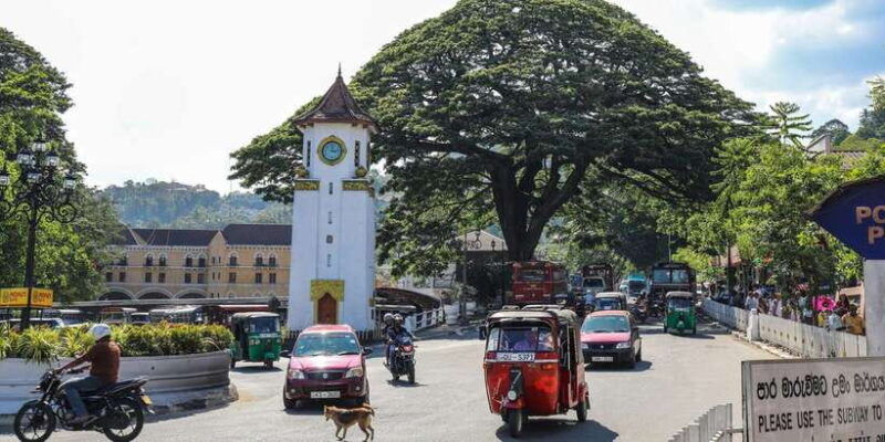 kandy-private-guided-city-tours-by-tuk-tuk-sightseeing-tour