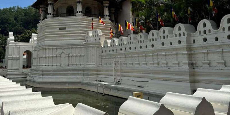 kandy-private-guided-tour-with-local-highlights-by-tuk-tuk