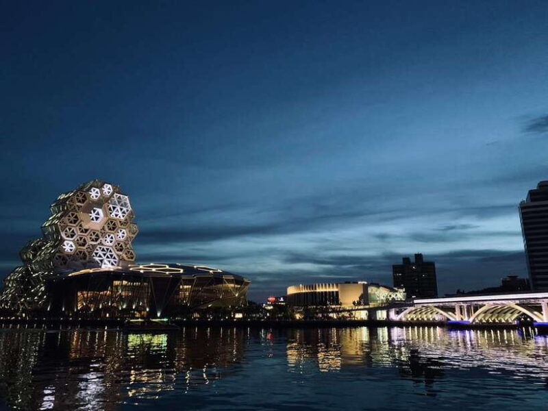 kaohsiung-highlight-attractions-city-tour