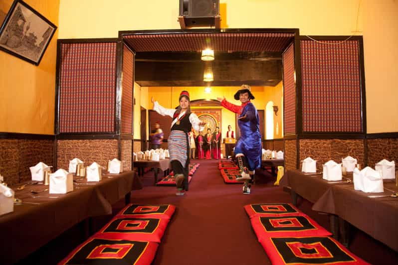 kathmandu-nepalese-cuisine-dinner-with-traditional-dance