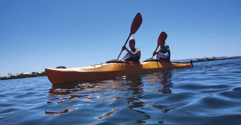 kayaking-on-lake-titicaca-uros-floating-islands