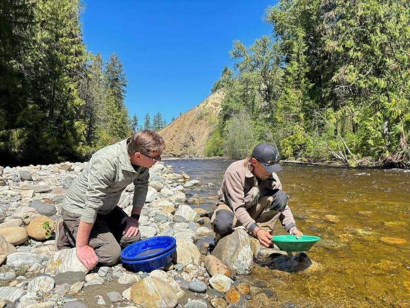 kelowna-e-bike-gold-panning-expedition