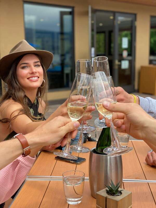 kelowna-east-kelowna-half-day-guided-wine-tour
