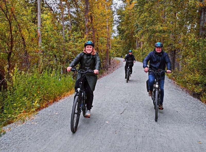 kelowna-mission-creek-salmon-run-audio-tour-by-e-bike