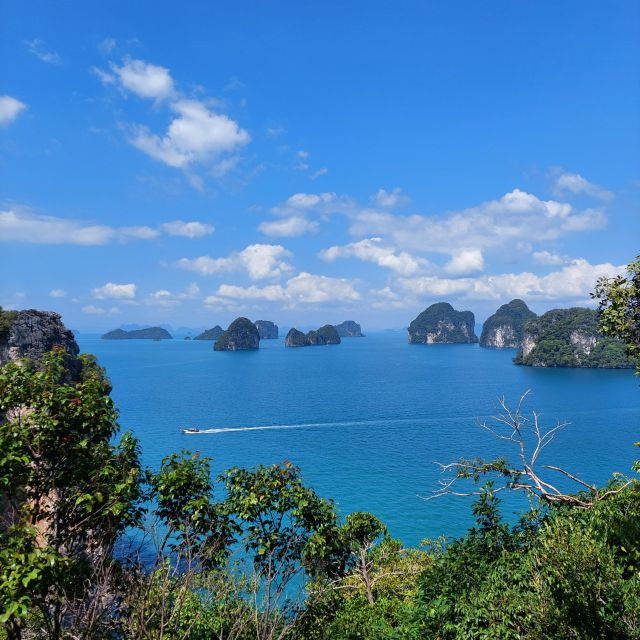 khao-lak-traditional-boat-to-phang-nga-bay-and-hong-island