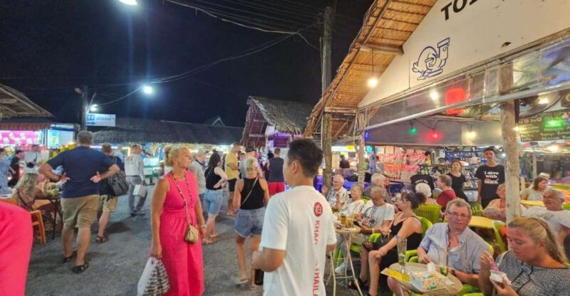 khaolakfinger-food-guided-tour-with-cabaret-show