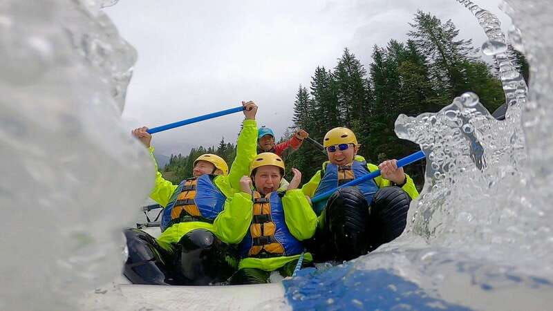 kicking-horse-river-rafting-trip-with-bbq