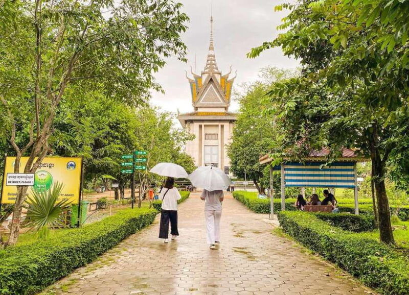killing-fields-and-toul-sleng-s21-museum-half-day-tours