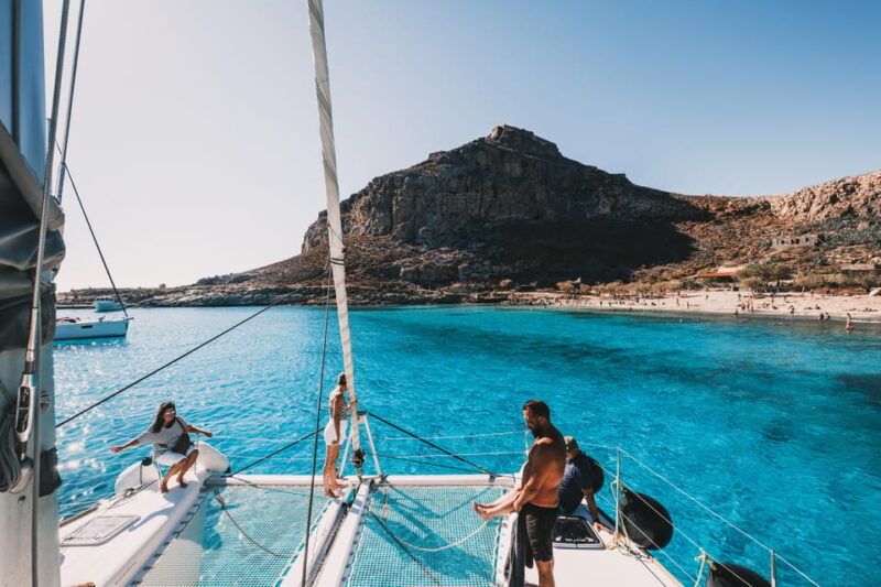kissamos-balos-gramvousa-luxury-catamaran-sailing-cruise-2