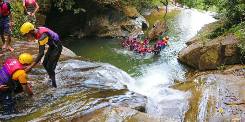 kitulgala-kataran-oya-canyoning-adventure