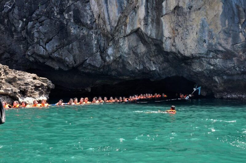 ko-lanta-emerald-cave-and-4-islands-tour-by-longtail-boat