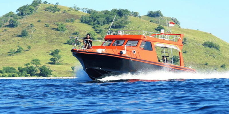 komodo-islands-2d1n-speedboat-tour-land-tour-hotel-stay