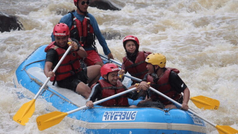 kota-kinabalu-white-water-rafting-grade-1-2-at-kiulu-river