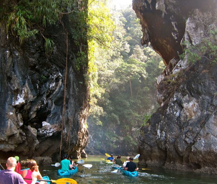 krabi-guided-kayaking-tour-at-ao-thalane