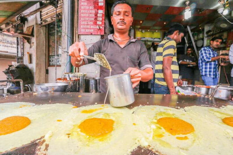 kuala-lumpur-evening-food-tour-by-bike