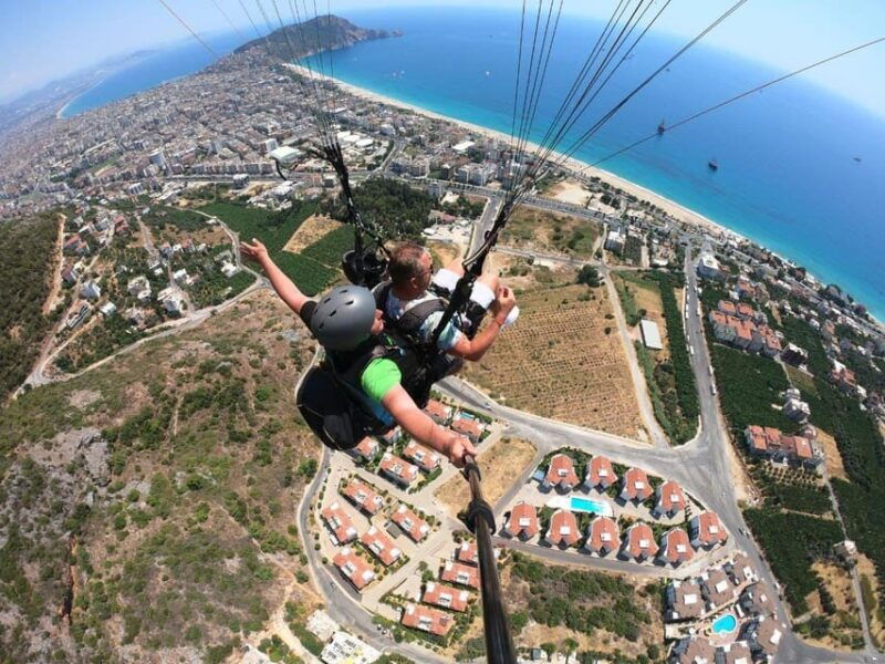 kusadasi-tandem-paragliding-experience