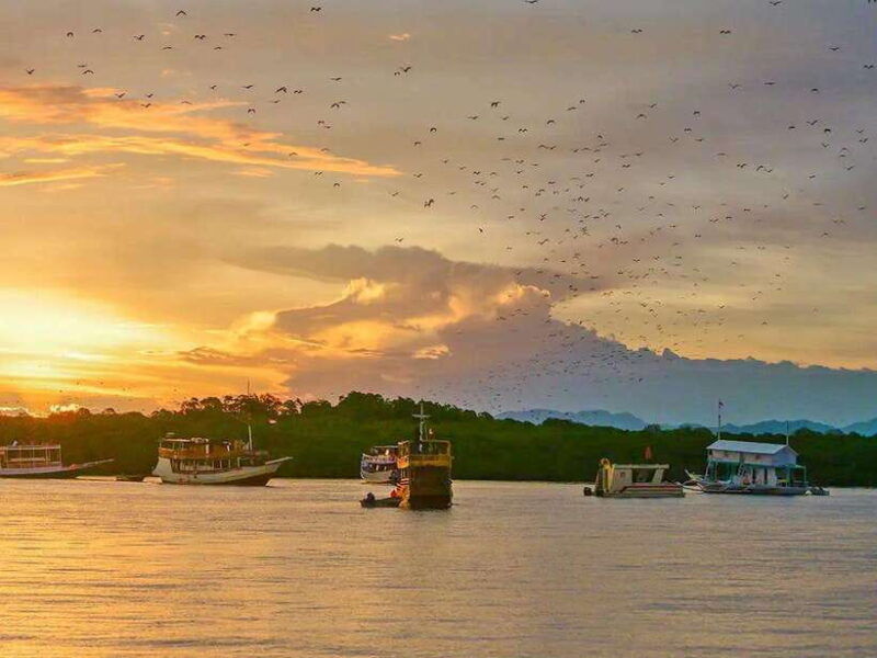 labuan-bajo-sunset-panorama-national-park