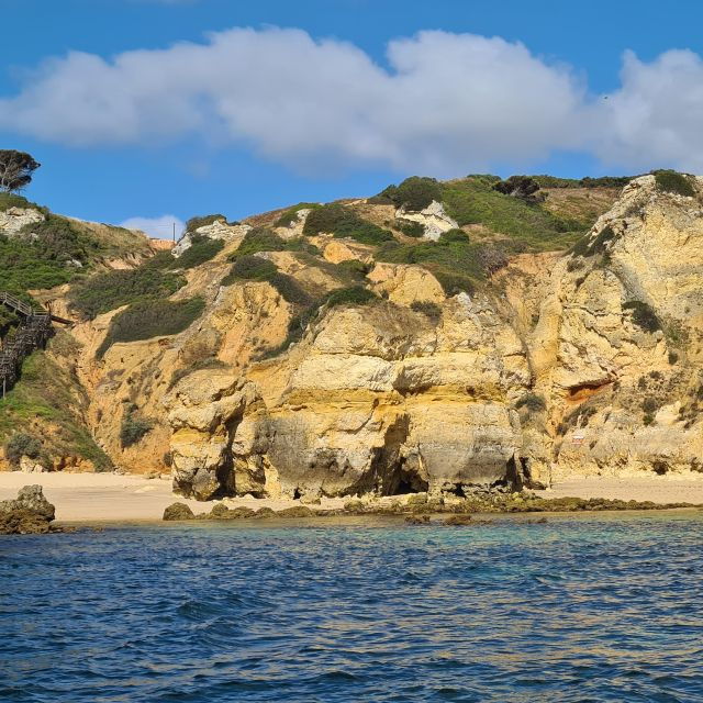lagos-boat-trip-to-grottos-of-ponta-da-piedade-and-caves
