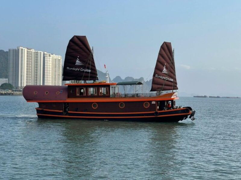 lan-ha-bay-viet-hai-village-boutique-cruise