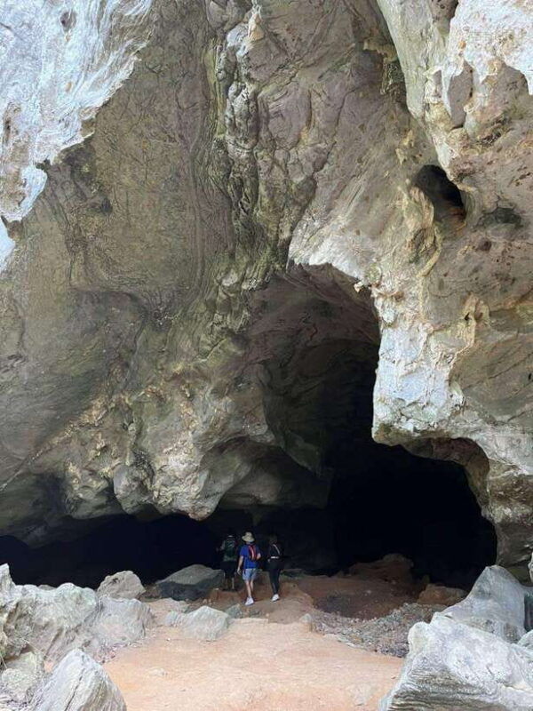 langkawi-kayaking-adventure-and-swimming