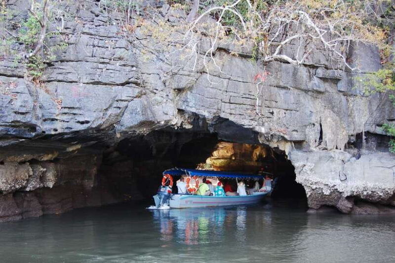 langkawi-mangrove-kilim-unesco-geopark-cave-tour