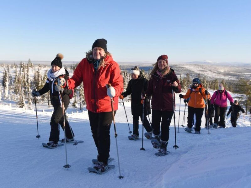 lapland-levi-panoramic-snowshoeing