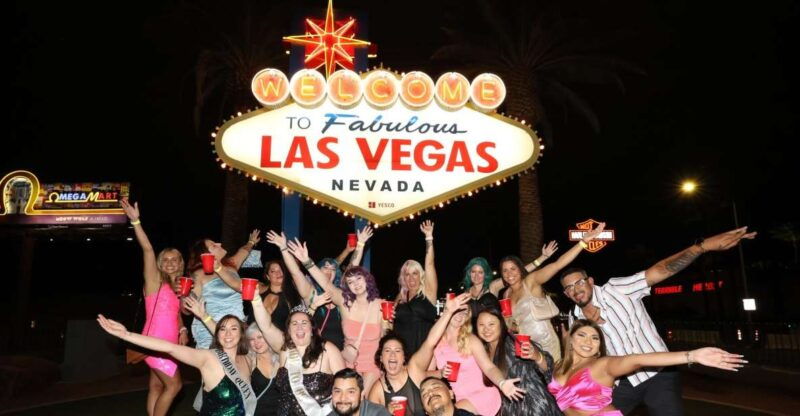 las-vegas-club-crawl-by-party-bus-w-free-drinks