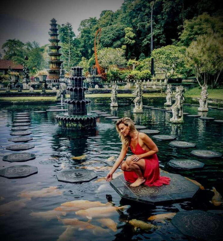 lempuyang-gate-of-heaven-with-bali-karma-journey