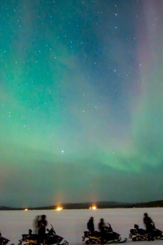 levi-northern-lights-snowmobile-safari-and-campfire-picnic