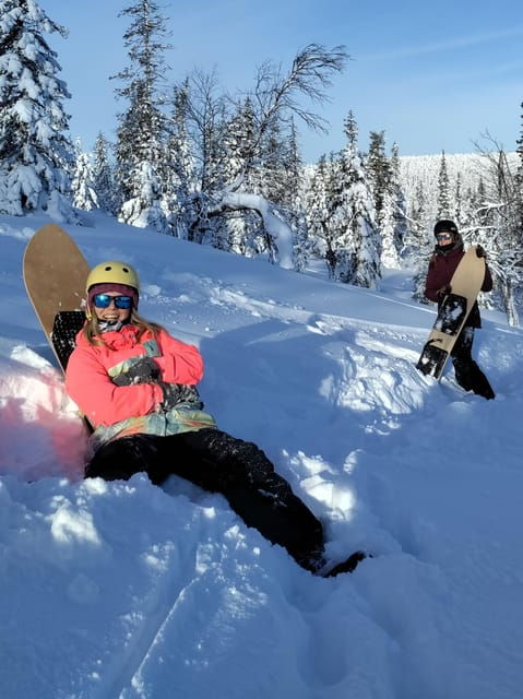 levi-snowsurfing-adventure-with-snowshoe-hike