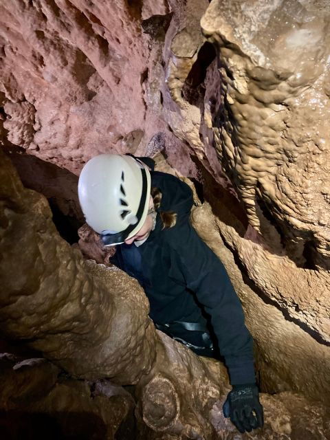 lisbon-arrabida-natural-park-cave-tour-with-guide