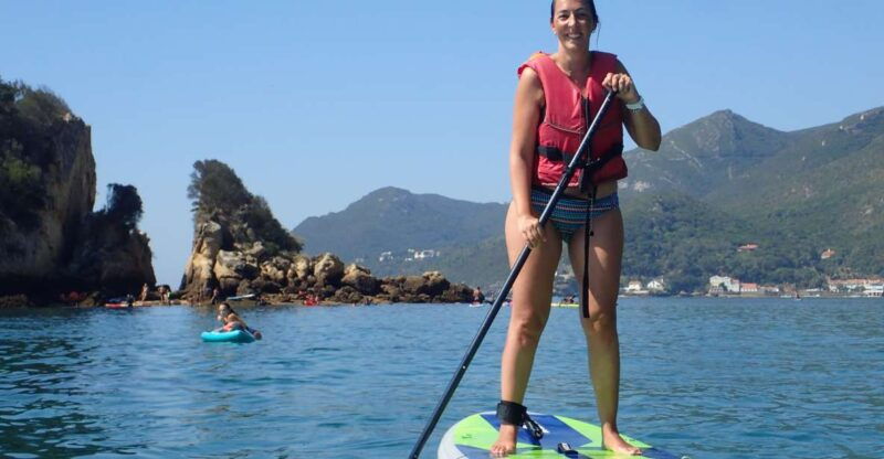lisbon-stand-up-paddle-lesson-in-arrabida-setubalsesimbra