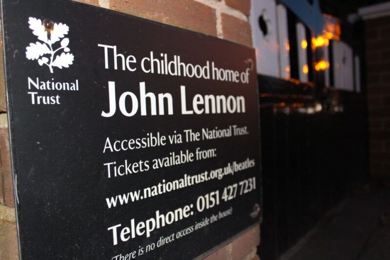 liverpool-private-3-hour-beatles-classic-tour-by-taxi