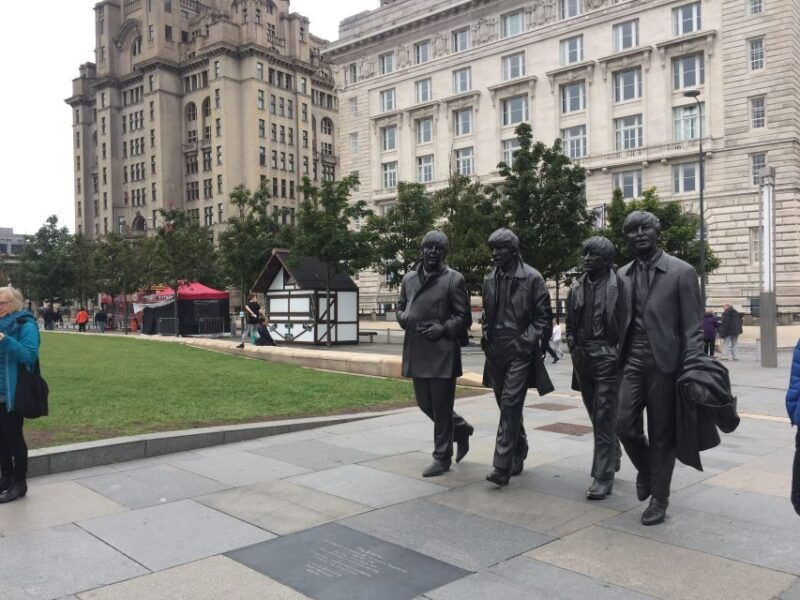 liverpool-private-experience-see-the-best-w-a-local