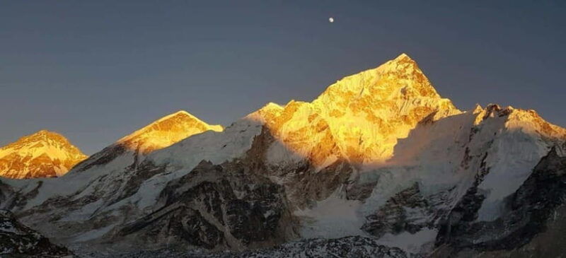 lobuche-peak-climbing-2025-2026
