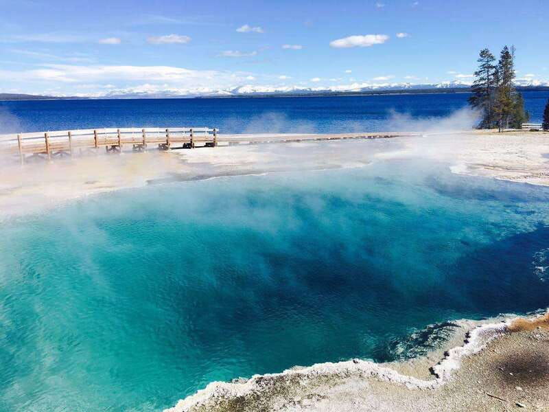 lodging-at-old-faithful-yellowstone-grand-teton-4-day-tour