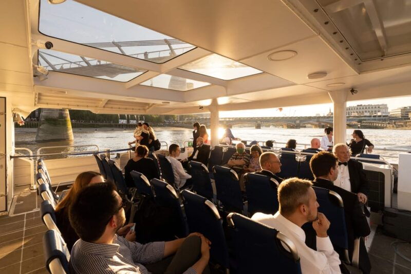 london-hop-on-hop-off-2-day-river-thames-sightseeing-pass