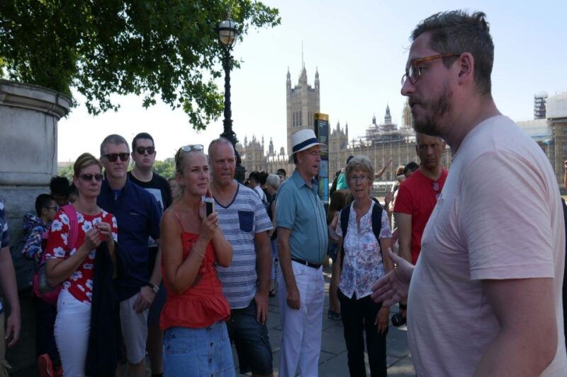 london-james-bond-filming-locations-bus-tour